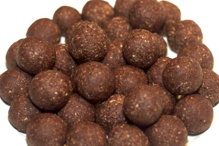 Recipe: Healthy chocolate truffles. Step b.